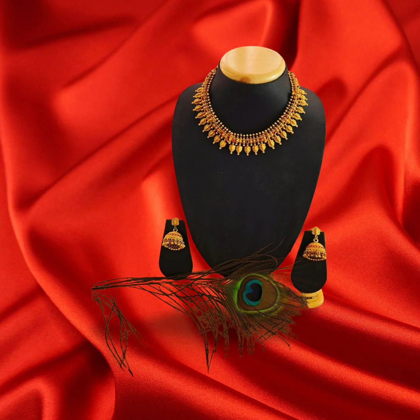 Thulasi Petals Chettinadu Necklace
